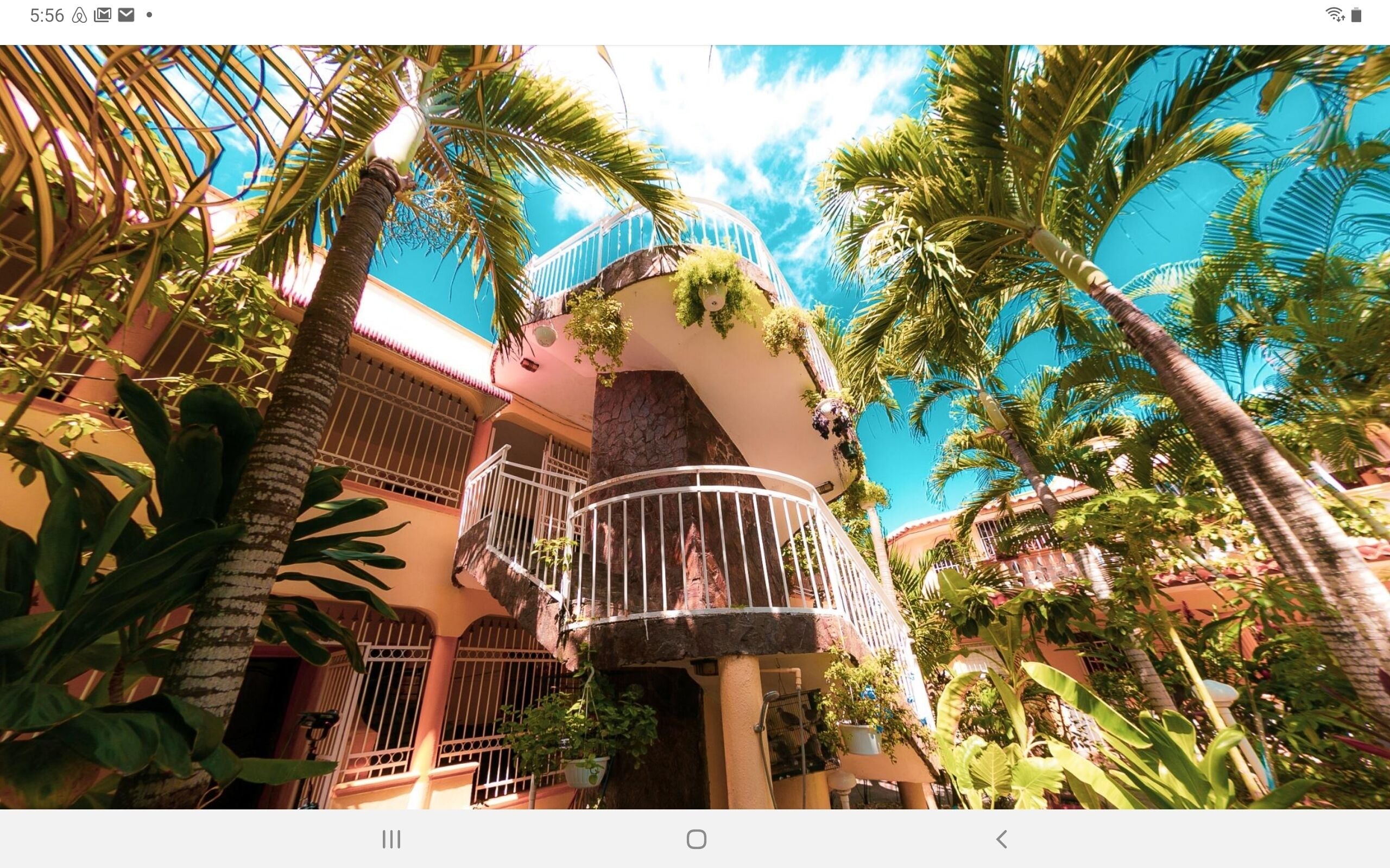 컴포트 아파트 | 숙박 시설 정면