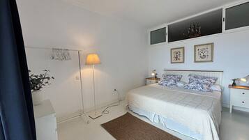 2 Schlafzimmer, Bügeleisen/Bügelbrett, Reisekinderbett, kostenloses WLAN