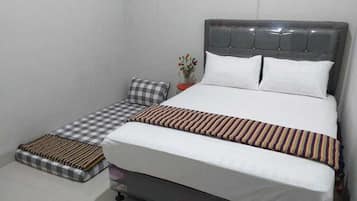 House, 3 Bedrooms | Bathroom | Shower, towels