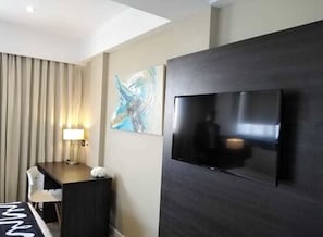 Allergikerbettwaren, Daunenbettdecken, Pillowtop-Betten, Minibar