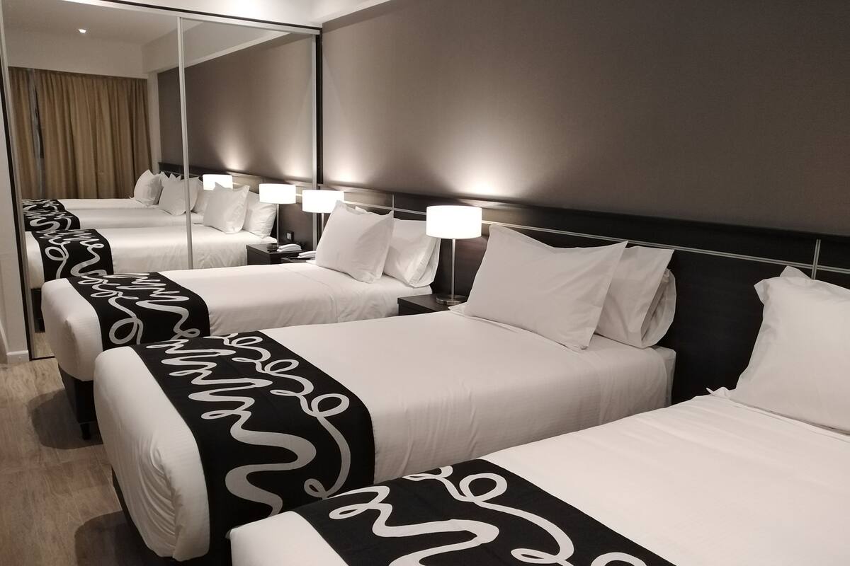 Allergikerbettwaren, Daunenbettdecken, Pillowtop-Betten, Minibar