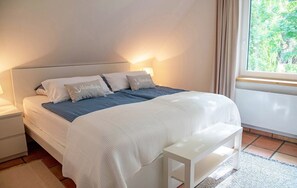 2 bedrooms, iron/ironing board, free WiFi, bed sheets - Apartment Lieschenhüs with Schleiblick, sea view on the 1st floor with two bedrooms. Ideal for families and couples with pets! (Kappeln)