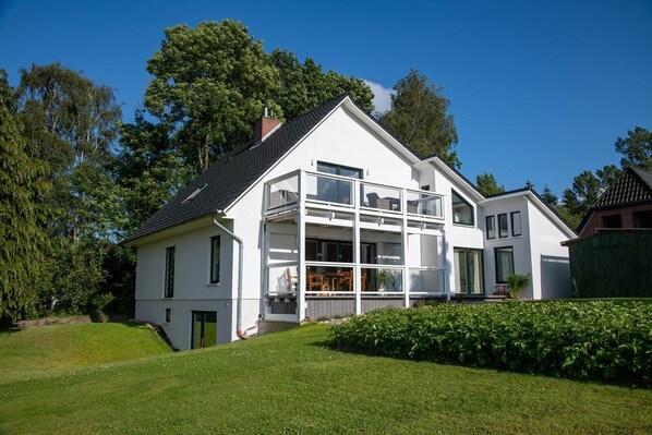 Exterior - Apartment Lieschenhüs with Schleiblick, sea view on the 1st floor with two bedrooms. Ideal for families and couples with pets! (Kappeln)