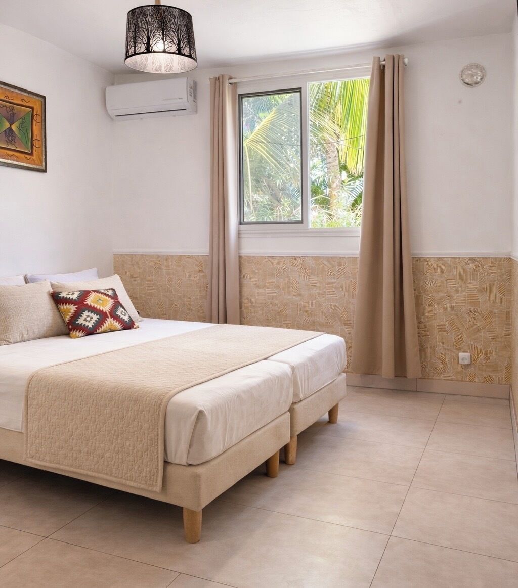 4 slaapkamers, een bureau, reisbedje, wifi