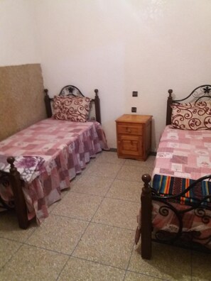 3 bedrooms, WiFi - --DAR AL HAMDE ----- (OULIDIA MAROC)