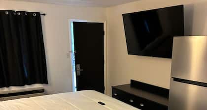 Suite Stay Talladega