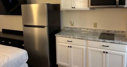 Suite Stay Talladega