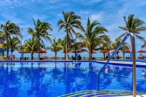 3 outdoor pools