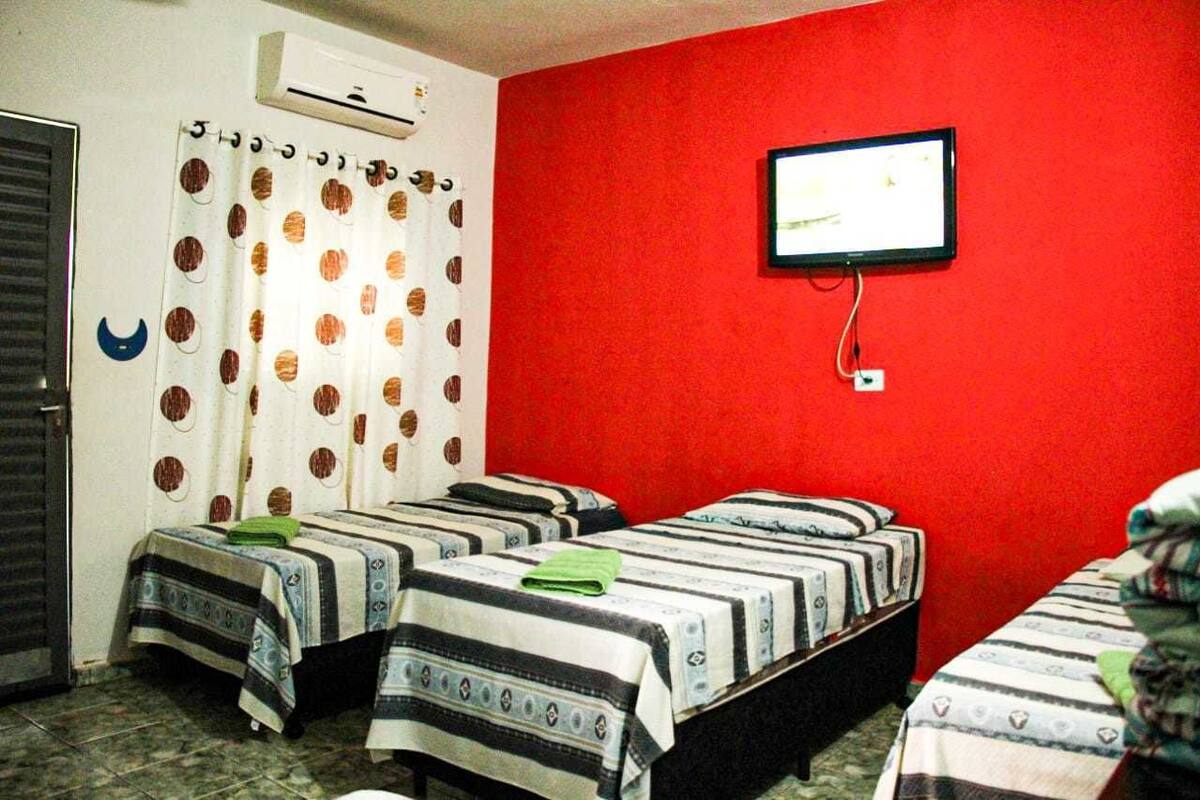 Habitación familiar | Wifi gratis y ropa de cama