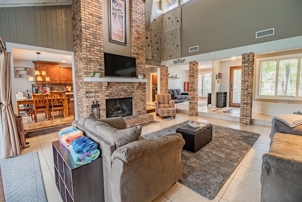 Family House | Living area | Flat-screen TV