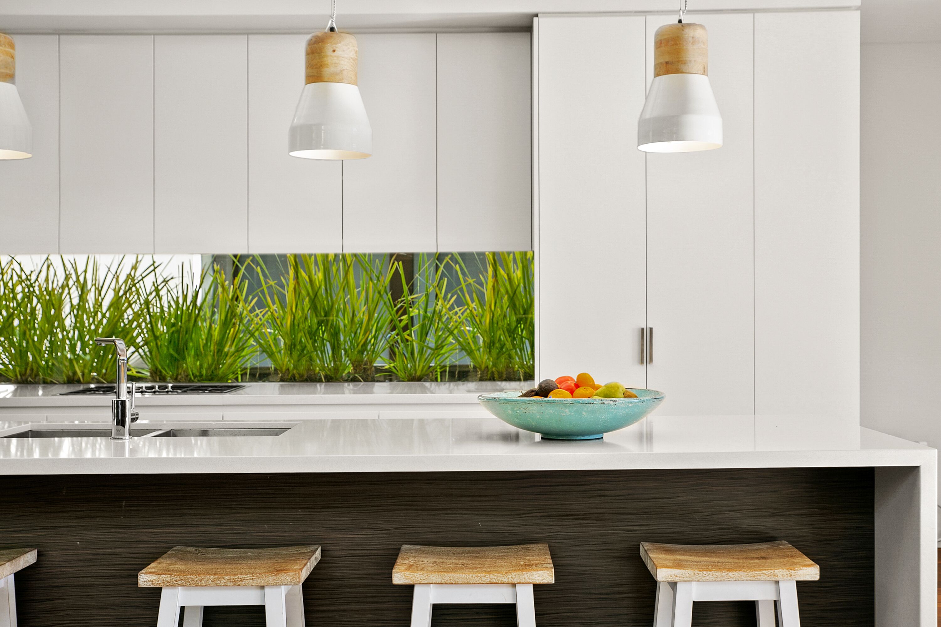 Luxury Manly beach house with pool — image 13