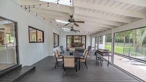 Terrace/patio - Spacious Country Estate (Longwood)