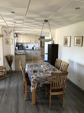 Dining - Sunny apartment with salt water pool, whirlpool, mountain view (Dénia)