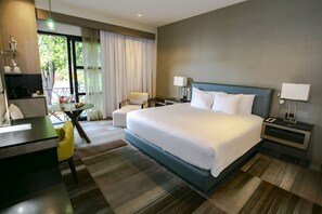 DELUXE KING MANGO GARDEN | Premium bedding, minibar, in-room safe, individually decorated