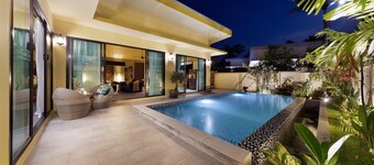 サムイ島の熱帯の静けさ。プライベートプール付きの3ベッドルームヴィラ。 バーンプタラクサ