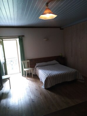 4 bedrooms, WiFi