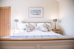 1 bedroom, iron/ironing board, WiFi, bed sheets - Hill Stables, Ufford (Woodbridge)