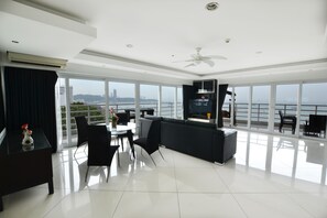 Leilighet – exclusive | Oppholdsområde | LED-TV