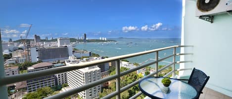 Deluxe Studio | Balcony view