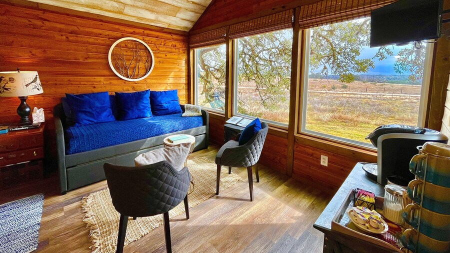 The Alexander at Creek Road