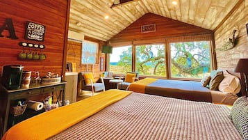 The Mack | Iron/ironing board, free WiFi, bed sheets