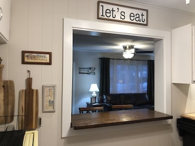 Lake Life Cabin on Freeman Lake