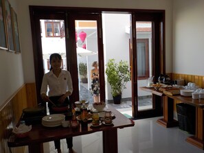 Tägliches Frühstücksbuffet (70000 VND pro Person)