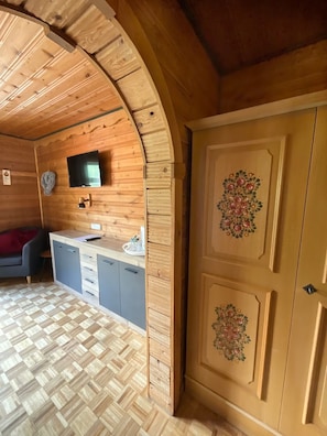 Double Room | 2 bedrooms, bed sheets