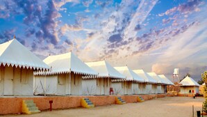 Unclassified image, 3 of 15, button - Thakur Ji Resort (Jaisalmer)