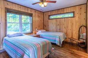 3 bedrooms, WiFi, bed sheets