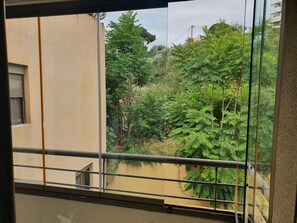 Interior - ( Studio Shaymaa )1 bedrooms, kitchenette, balcony, Living Room (Mansourieh)