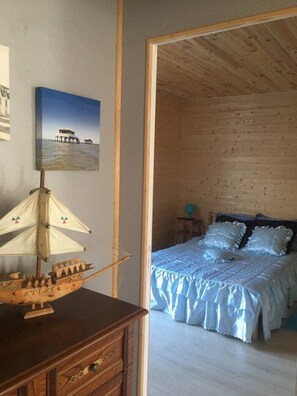 15 chambres, lit parapluie, Wi-Fi, draps fournis