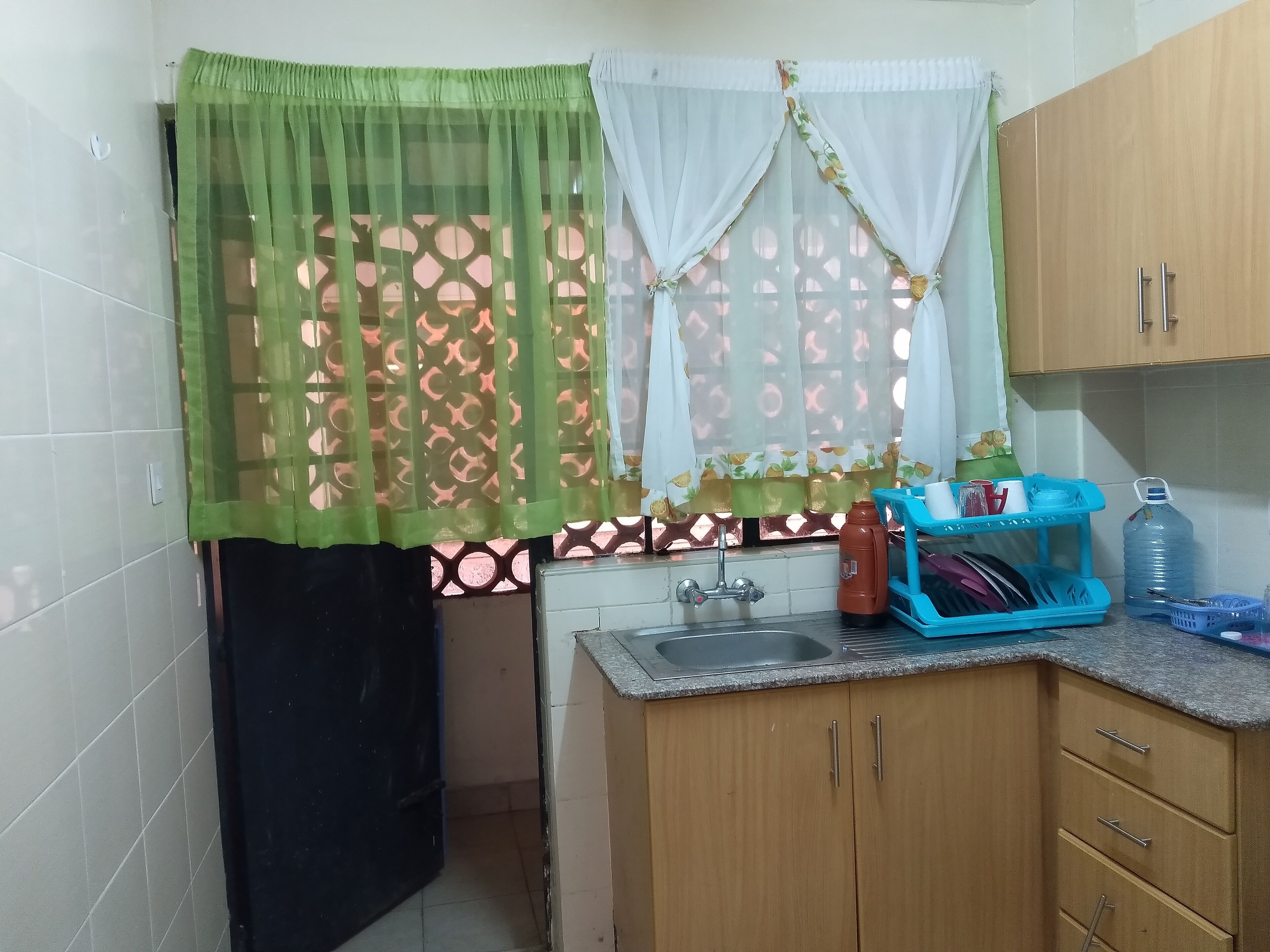 冰箱、烤箱、炉灶、厨具/餐具