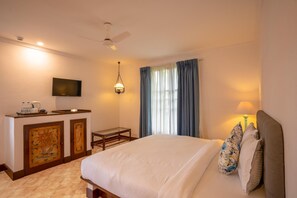 Minibar, in-room safe, individually furnished, desk