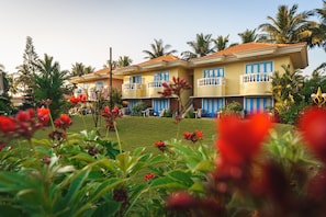 Garden - Coconut Grove Beach Resort (Betalbatim)