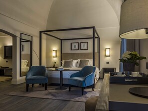 Suite | Premium bedding, minibar, in-room safe, blackout drapes - Dogana Resort (Molfetta)