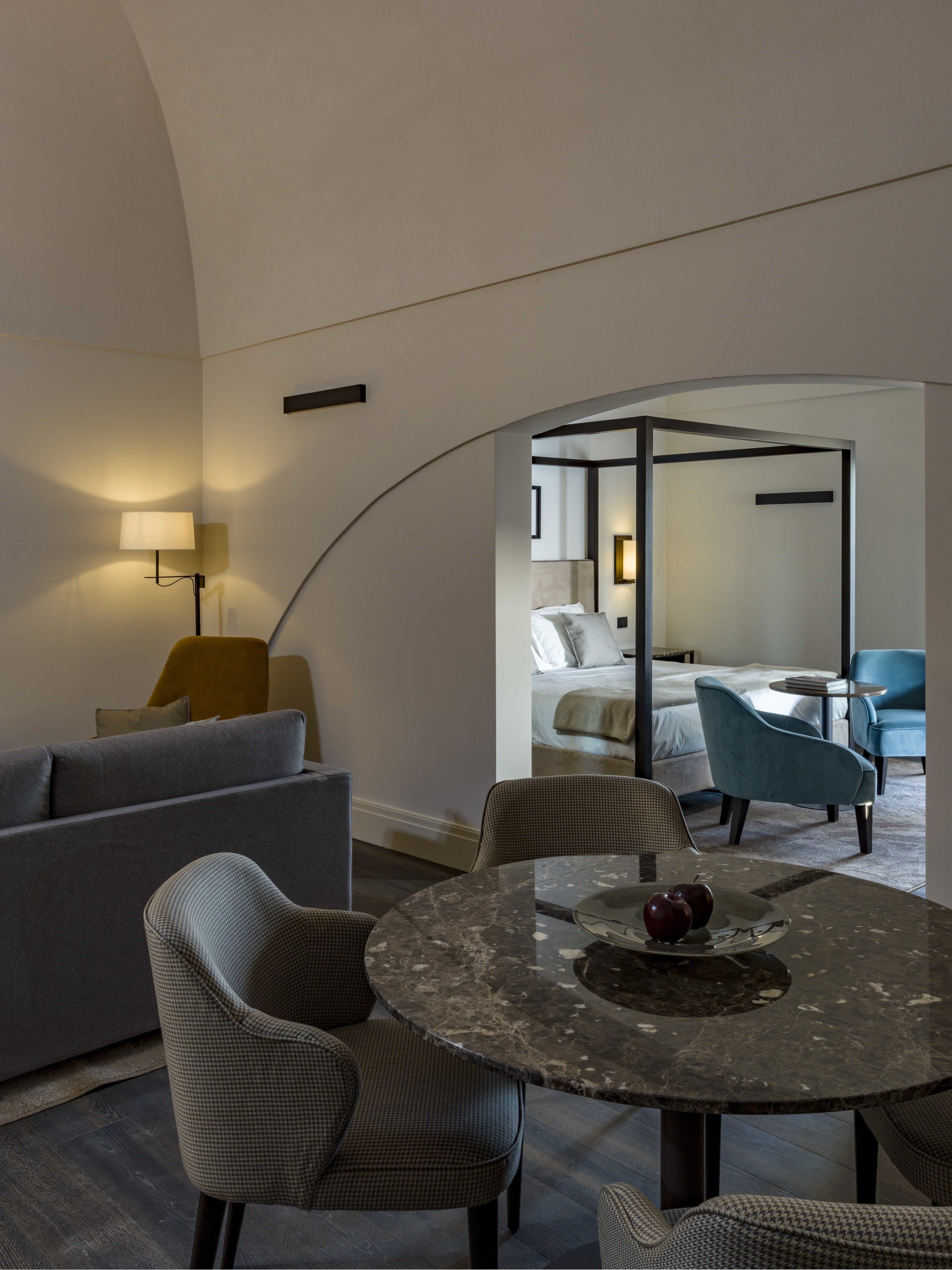 suite | 1 bedroom, premium bedding, minibar, in-room safe