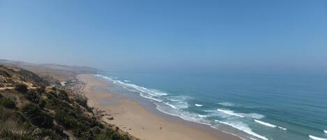 Beach nearby, beach towels