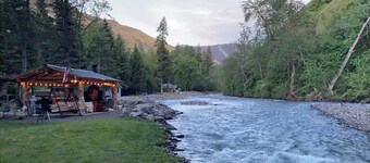 Walla Walla Riverfront Retreat!