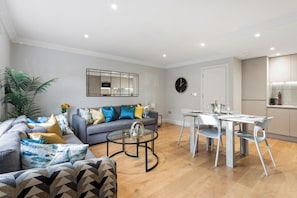 Living area - Luxury New central London apartment (London)