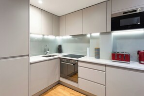 Private kitchen - Luxury New central London apartment (London)