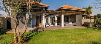 mayfair express lodge