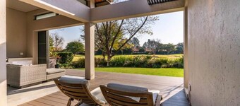 メイフェア エクスプレス ロッジ