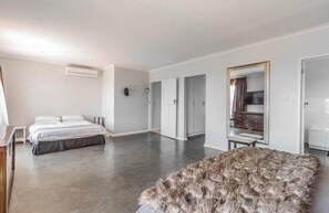 Economy Double Room | Individually furnished, laptop workspace - mayfair express lodge (Johannesburg)