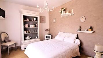 1 chambre, fer et planche Ă repasser, Wi-Fi, draps fournis