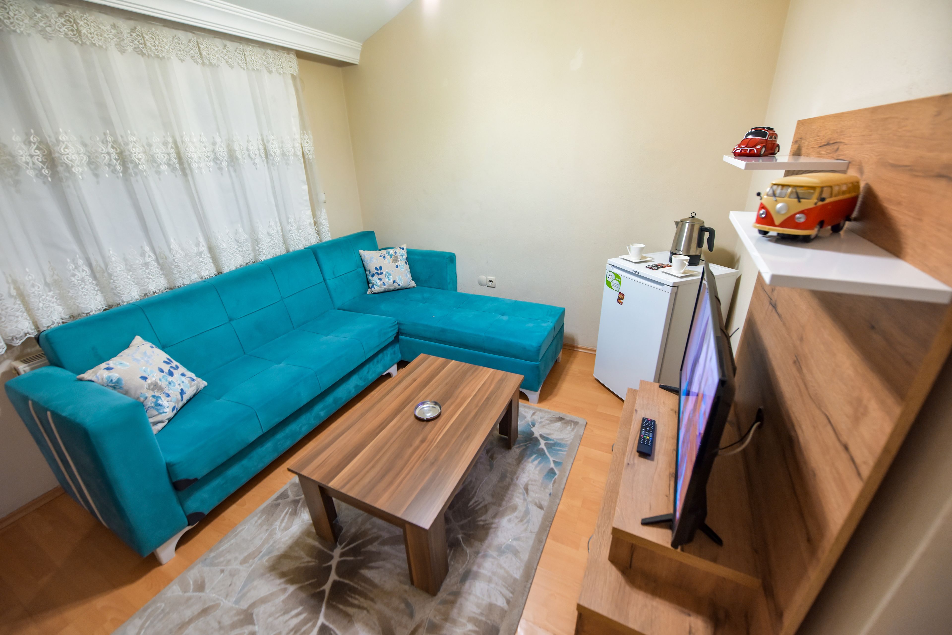 studio suite | living area | lcd tv