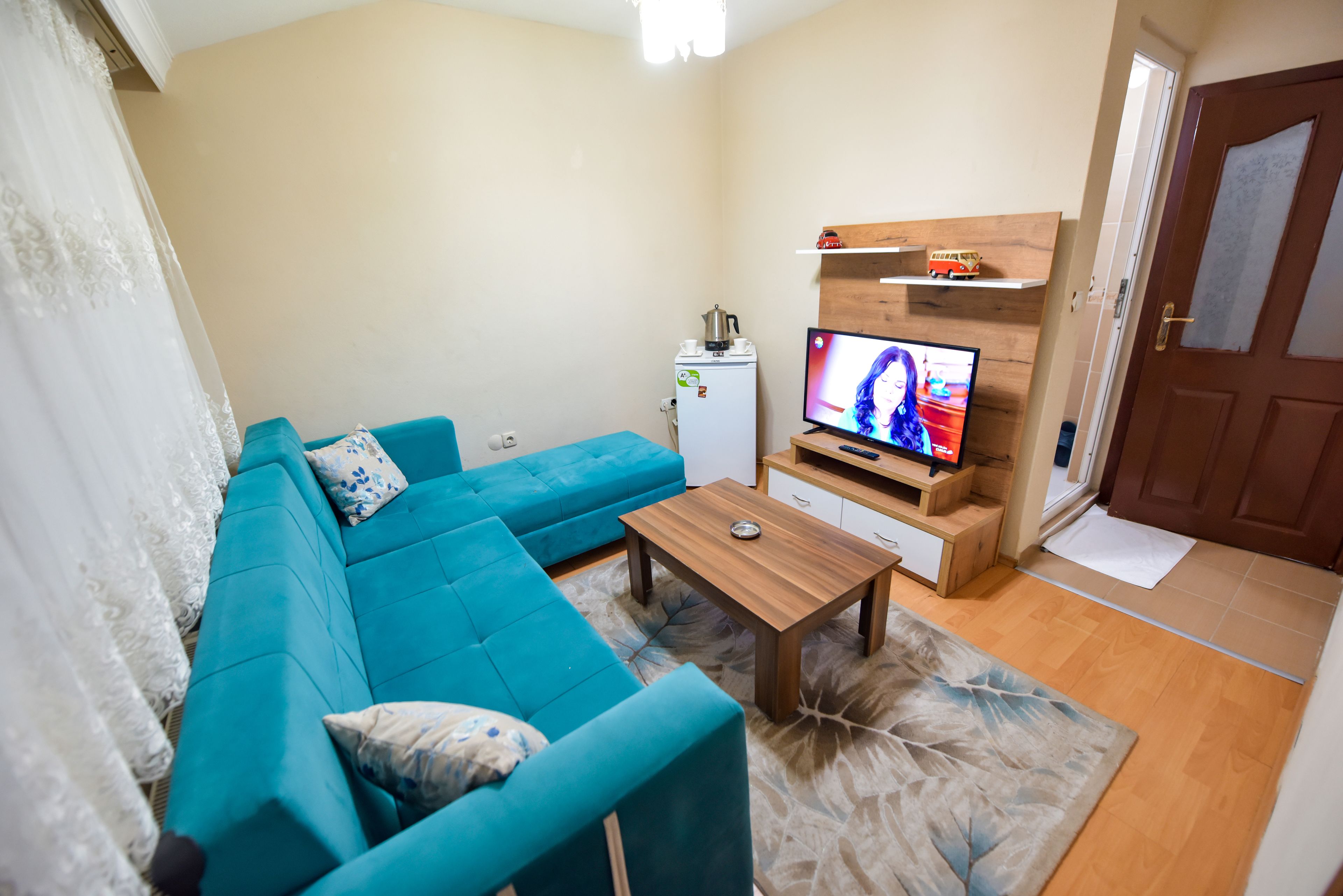 studio suite | living area | lcd tv