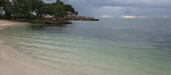  Condo in a Picturesque, Relaxing Gated Property in Negril