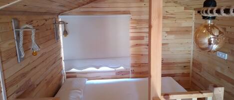 1 bedroom, soundproofing