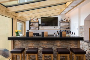 Bar (on property) - Hotel Engel - Familotel Hochschwarzwald (Todtnau)